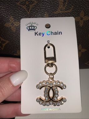 Gold Crystal Interlocking fashion bag charm Keychain
